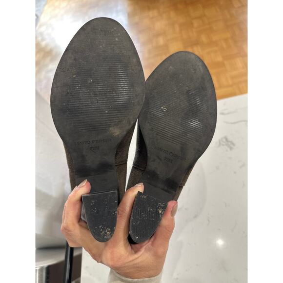 Marc Fisher Taupe Suede Mallory Chelsea Stacked Heel Ankle Boots, Size 7.5 - Picture 6 of 7